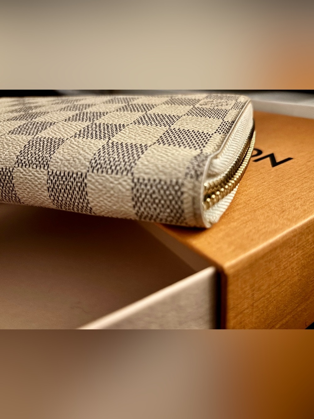 Louis Vuitton Zippy Wallet Damier Azur + Original Box